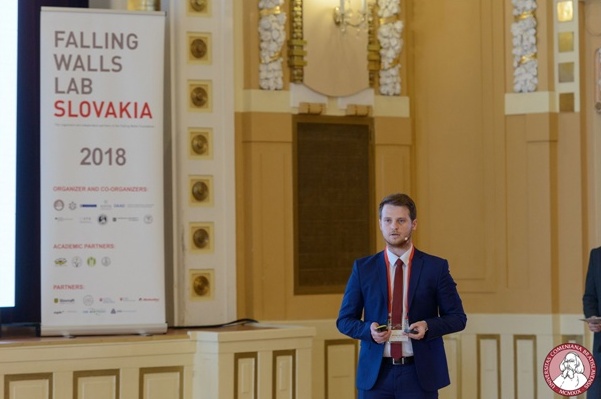 Miroslav Spodniak počas prezentácie na FWL2018