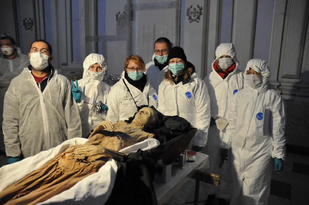 „Jedným z  klientov“ laboratória bolo aj mumifikované telo Žofie Šerédyovej, viac než tristoročnej múmie z Krásnej Hôrky. 
