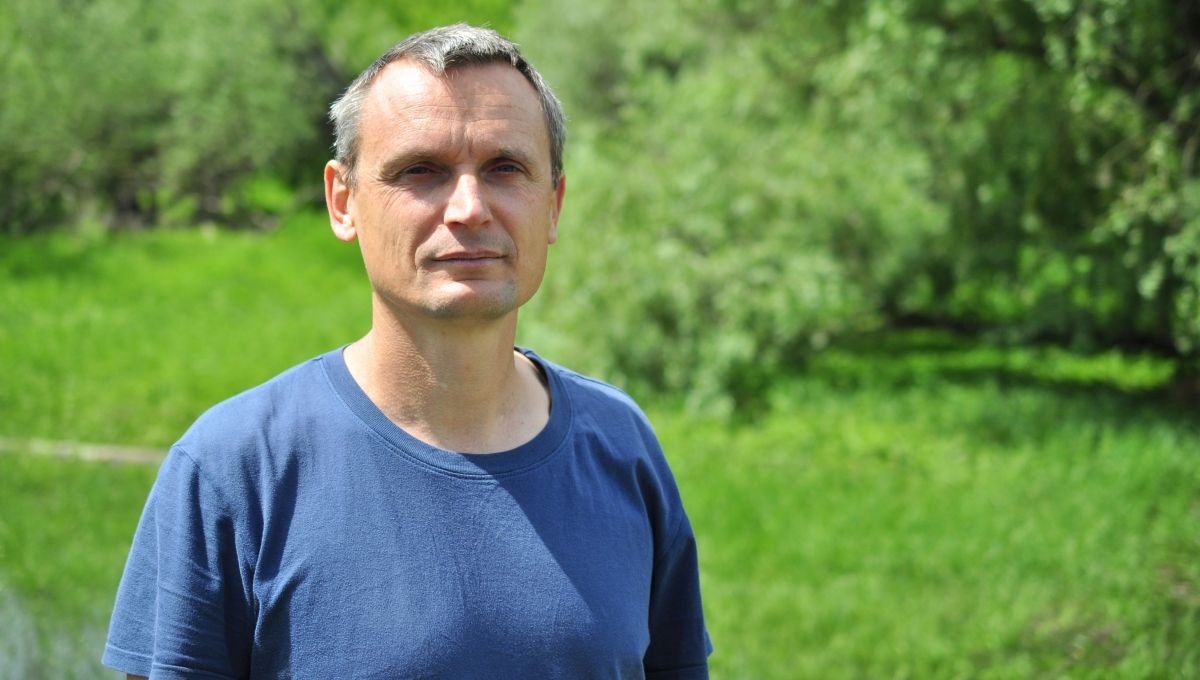 Hydrobiológ Tomáš Derka z Katedry ekológie Prírodovedeckej fakulty Univerzity Komenského