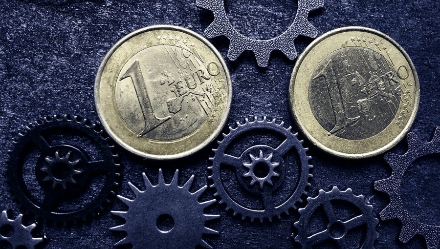 Ilustračné foto: Euro ako súčasť súkolia. Zdroj: iStockphoto.com