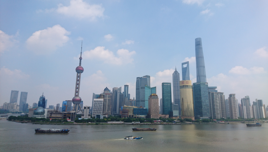 Pudong, štvrť v Šanghaji, ktorá sa nachádza oproti historickému centru Šanghaja. Zdroj: archív D.Z.C.