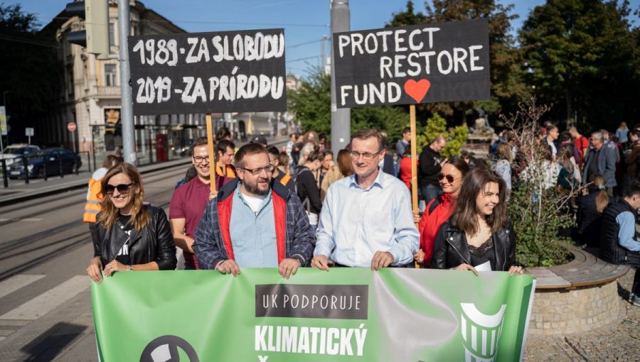 Celosvetový klimatický štrajk 20. septembra 2019 podporila aj Univerzita Komenského v Bratislave. Zdroj: Tomáš Madeja