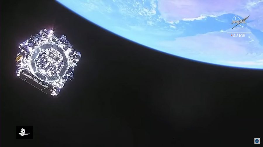 Záber na Webba krátko po vypustení do vesmíru. Zdroj: Arianespace/ESA/NASA/CSA/CNES