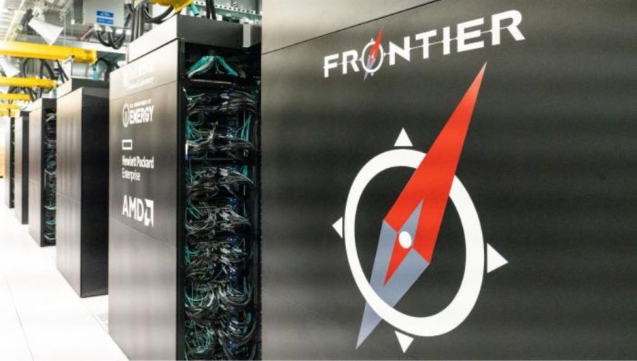 Superpočítač Frontier. Zdroj: ORNL