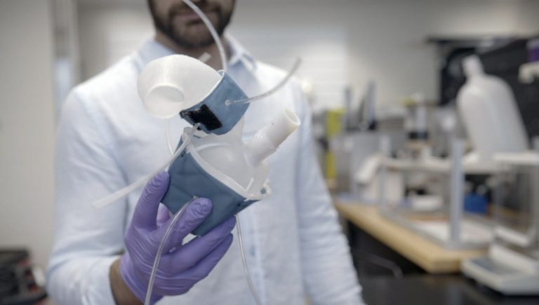 Inžinieri MIT veria, že pomôžu liečiť pacientov s využitím robotického srdca. Zdroj: Melanie Gonick/MIT