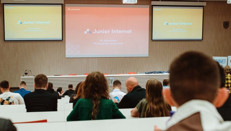 Fotka z podujatia: Junior Internet
