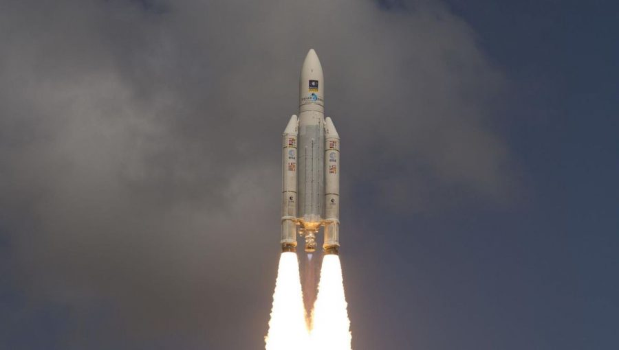Raketa Ariane 5 so sondou JUICE odštartovala do vesmíru. Zdroj: ESA