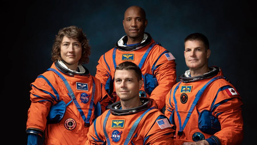 29. marec 2023 - Posádka misie Artemis II, zľava: NASA astronauti Christina Koch, Victor Glover, Reid Wiseman a astronaut Canadian Space Agency Jeremy Hansen. Foto: Josh Valcarcel