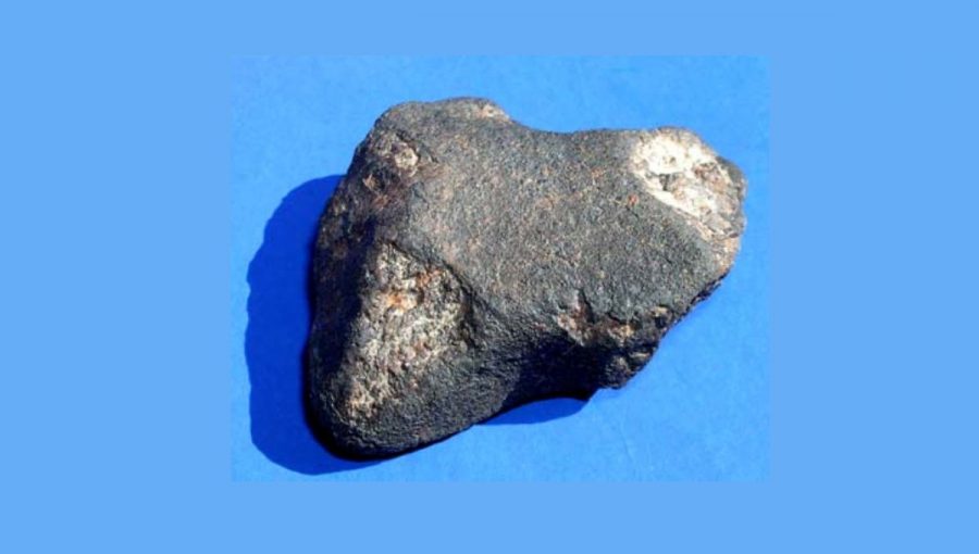 Štyridsaťdeväťgramový úlomok meteoritu Zag. Foto: Michael Farmer