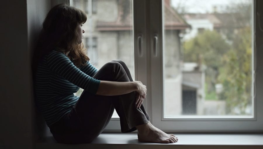 Mladá žena s depresiou. Zdroj: iStockphoto.com