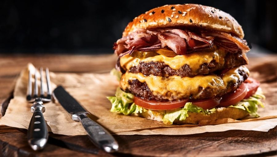 Aj cheesburger sa dá pripraviť zdravo. Zdroj: iStockphoto.com