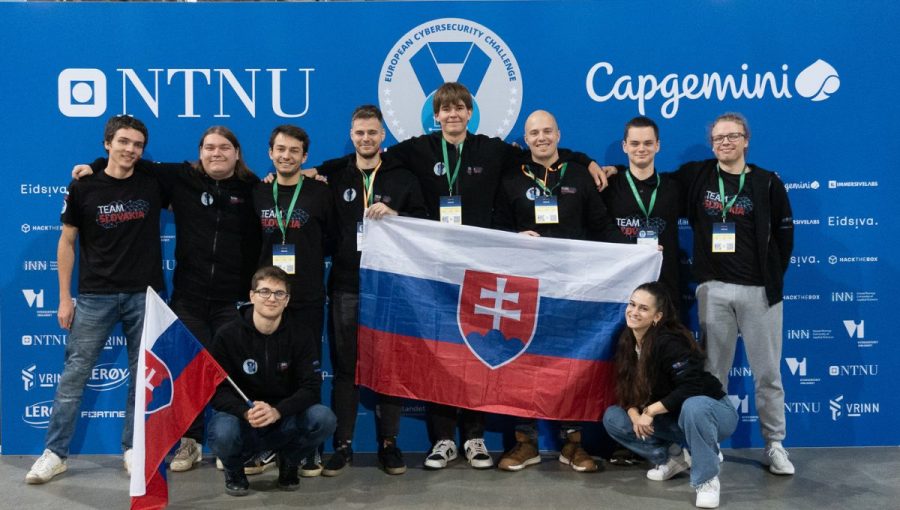 Slovenský juniorsky tím. Zdroj: Enisa