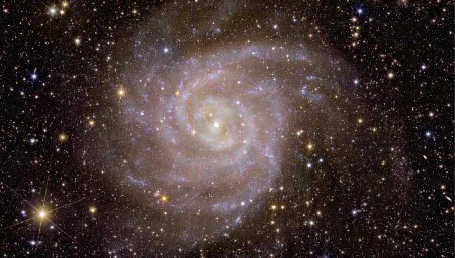 Spirálna galaxia IC 342. 