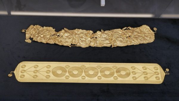Šperk objavený minulý rok v októbri v opavských Kateřinkách, si môžu záujemcovia pozrieť naživo od štvrtka 2. 11. do nedele 5. 11. 2023 na zámku Bruntál.