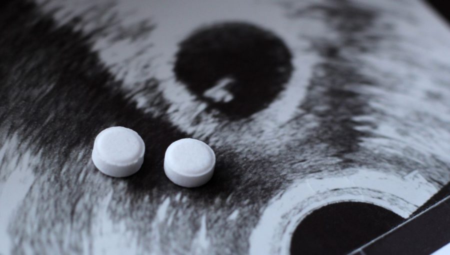 Na bezpečný potrat stačia dve tabletky. Zdroj: iStockphoto.com