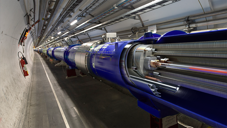 Pohľad do vnútra Veľkého hadrónového urýchľovača počas odstávky takzvanej Long Shutdown 2 v roku 2019. Zdroj: CERN