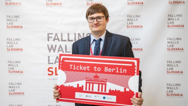 Víťazom Falling Walls Lab Slovakia 2024 sa stal Adam Kantor z SAV. Zdroj: SAV