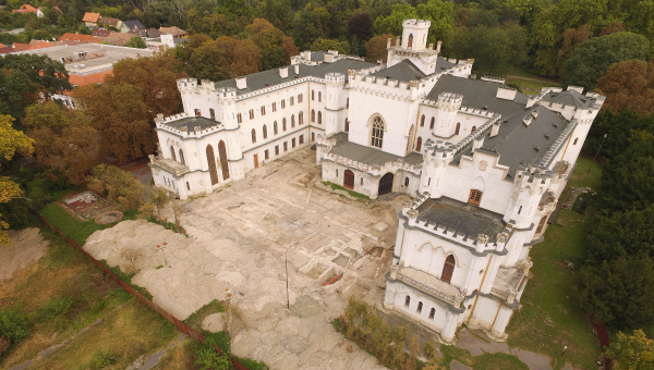 Počas rekonštrukcie kaštieľa Rusovce priniesli archeológovia nové poznatky o rímskych a novovekých stavebných aktivitách. Zdroj: Trnavská univerzita v Trnave