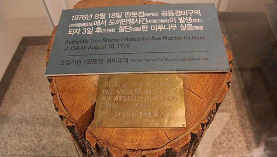 Pamätník operácie Paul Bunyan. Zdroj: Wikimedia Commons