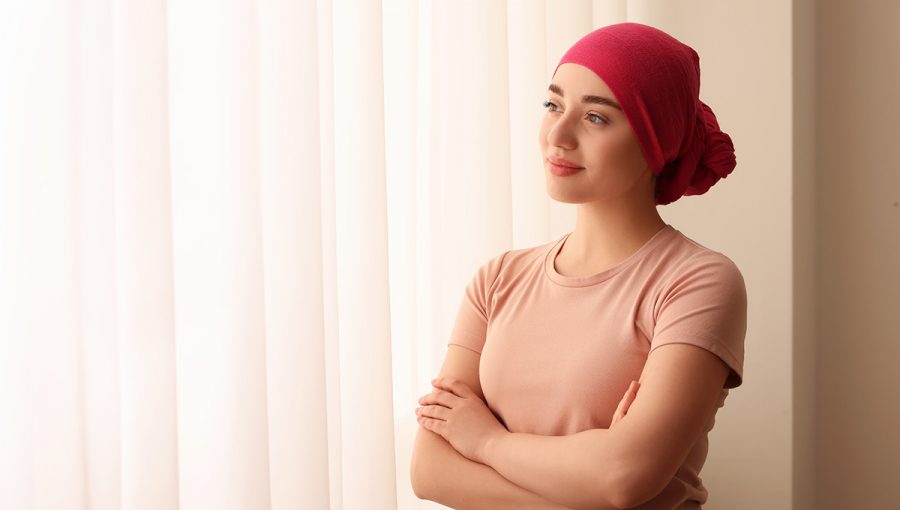 Onkologická pacientka. Zdroj: iStock.com/Liudmila Chernetska