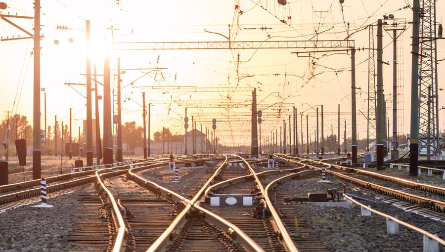 Železničná trať. Zdroj: iStock.com/GKV