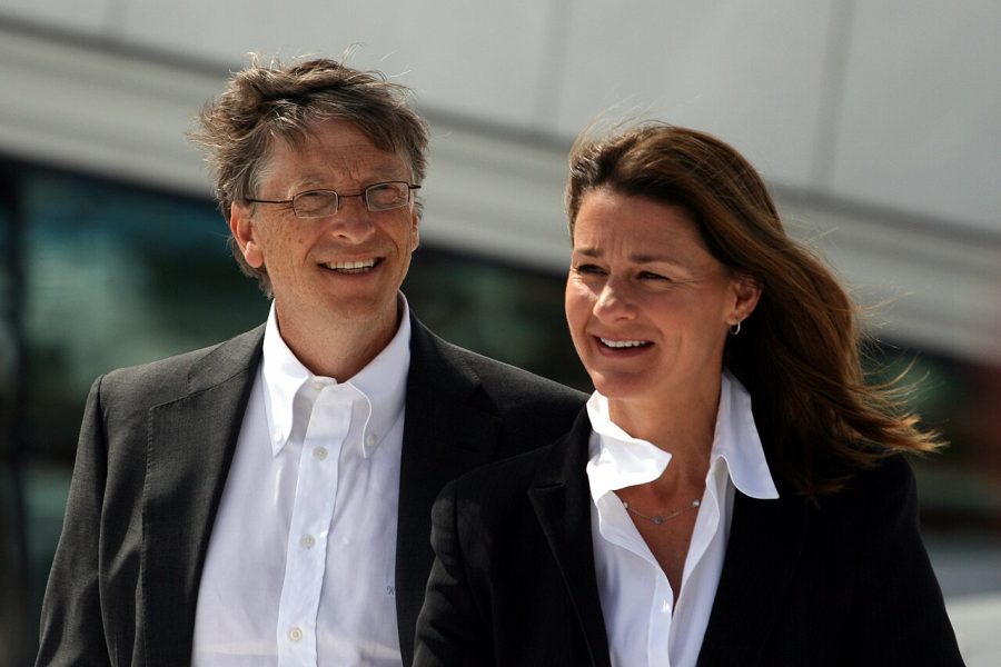 Bill Gates s vtedajšou manželkou Melindou, jún 2009. Zdroj: Wikipedia.org