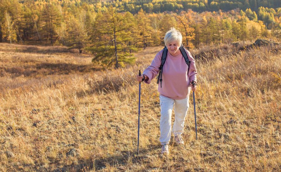 Nordic Walking má pre pacientov s reumatickými ochoreniami mnoho benefitov.