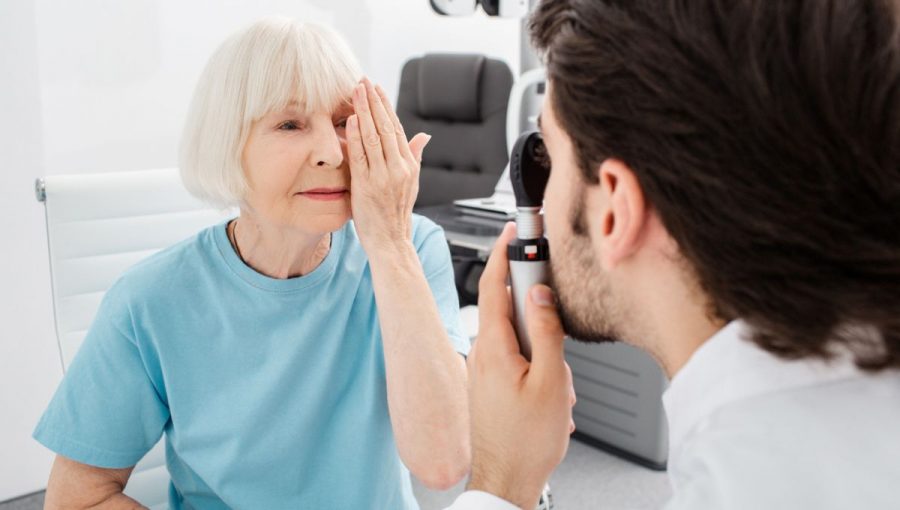 očné vyšetrenie. Zdroj: iStock/peakSTOCK