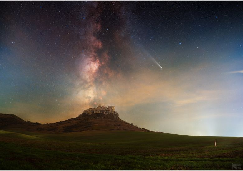 Spišský hrad a kométa C/2023 A3 Tsuchinshan-ATLAS.