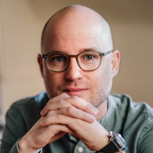 klinický psychológ, psychoterapeut a adiktológ