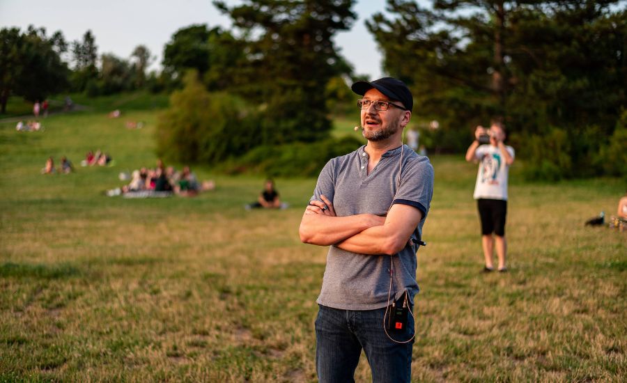 Mesiac fascinoval českého astronóma a geológa Pavla Gabzdyla už od detstva.