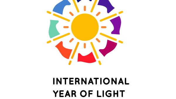 Logo IYL 2015