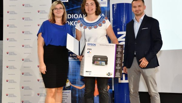 ocenená Jarmila Zrubáková z Košíc vo fotografickej súťaži TVT 2018 počas slávnostného odovzdania cien