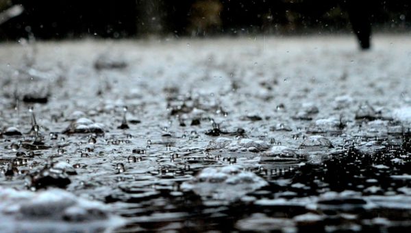 kvapky dažďa; zdroj: Pixabay.com