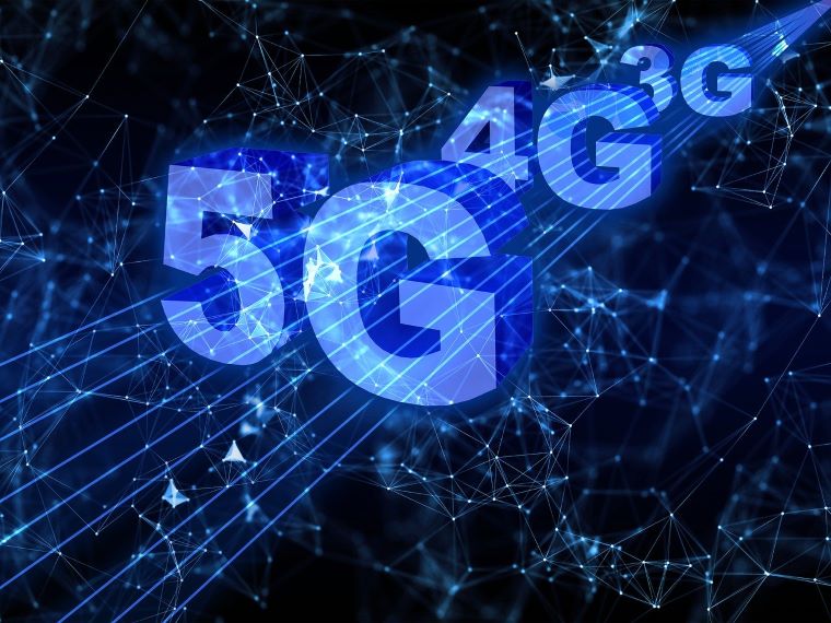 Ilustračný obrázok: Trojrozmerné nápisy 3G, 4G, 5G v priestore. Zdroj: Pixabay.com