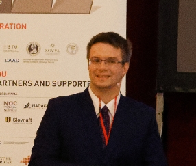 Ing. arch. Štefan Tkáč, PhD., odborný asistent Stavebnej fakulty Technickej Univerzity v Košiciach