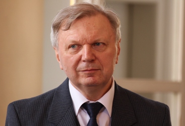 Prof. RNDr. Tibor Hianik, DrSc.