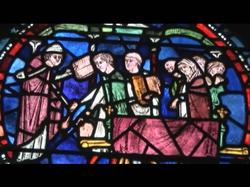 Farebné vitráže v kostoloch
