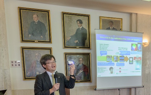 profesor Hiroshi Amano počas návštevy na pôde Univerzity Komenského v Bratislave; zdroj UK v Bratislave