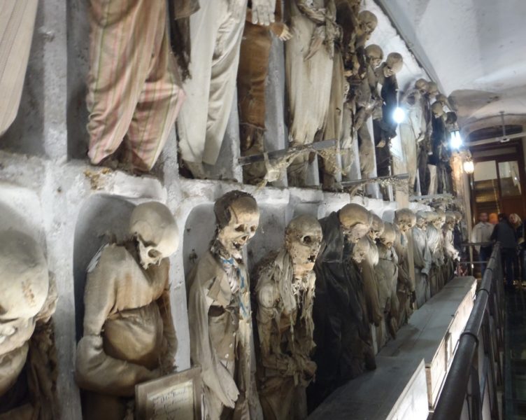 Katakomby mníchov kapucínov v Palerme