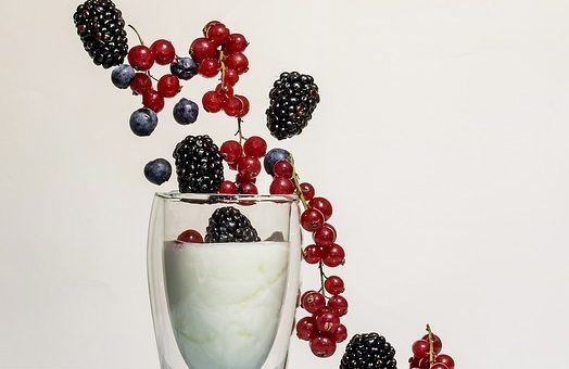 ilustračné foto /biely jogurt/