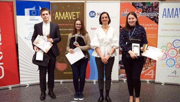Víťazi súťaže JuniorINTERNET v školskom roku 2018/2019, Foto: Amavet