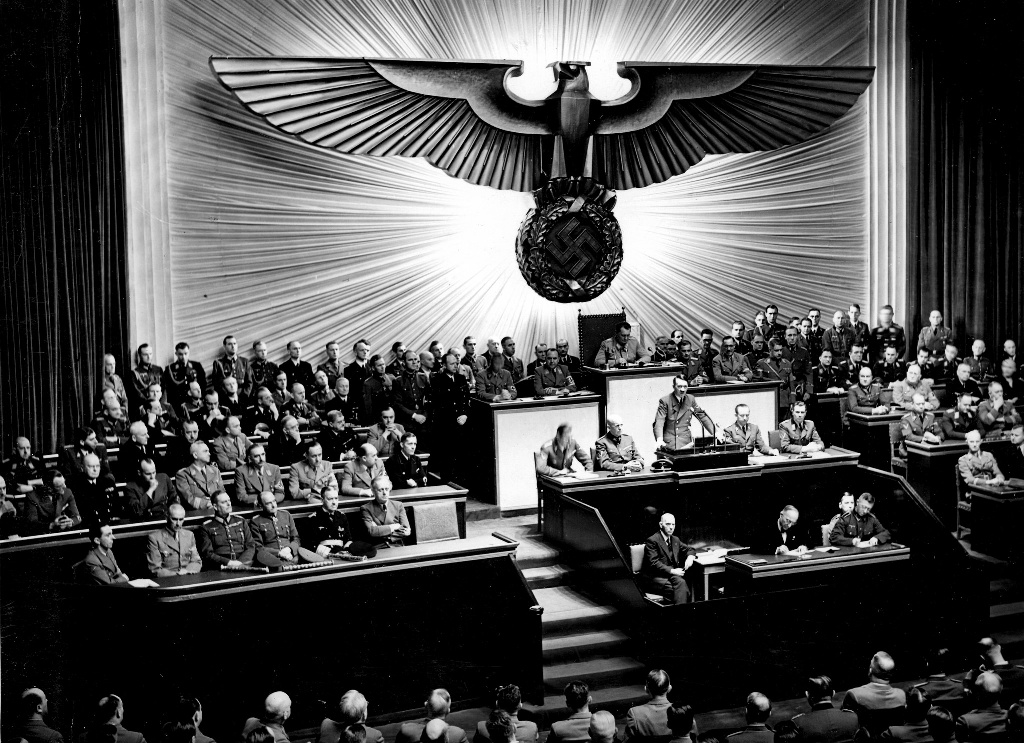 Hitler vyhlasuje vojnu Spojeným štátom americkým, 11. decembra 1941