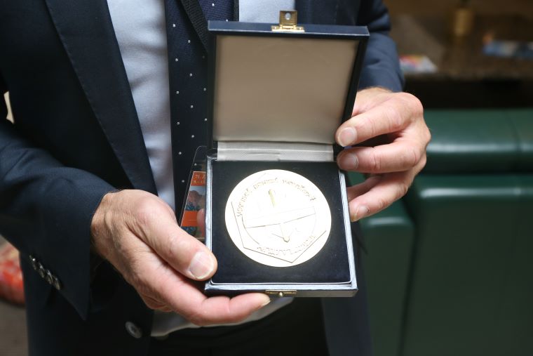 Zlatá medaila Slovenskej chemickej spoločnosti pri SAV