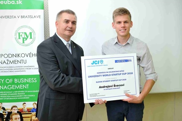 Andrej Švec s projektom moderateIT vyhral kategóriu „Informačné technológie, mobilné technológie, web“, ale stal sa tiež absolútnym víťazom súťaže „Slovak Student Startup Cup 2016“