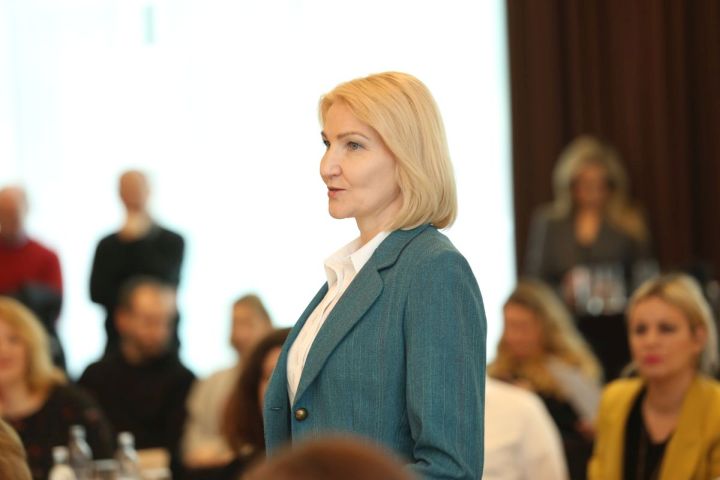 Prof. Renáta Oriňaková na tlačovej konferencii ankety Slovenka roka 2019