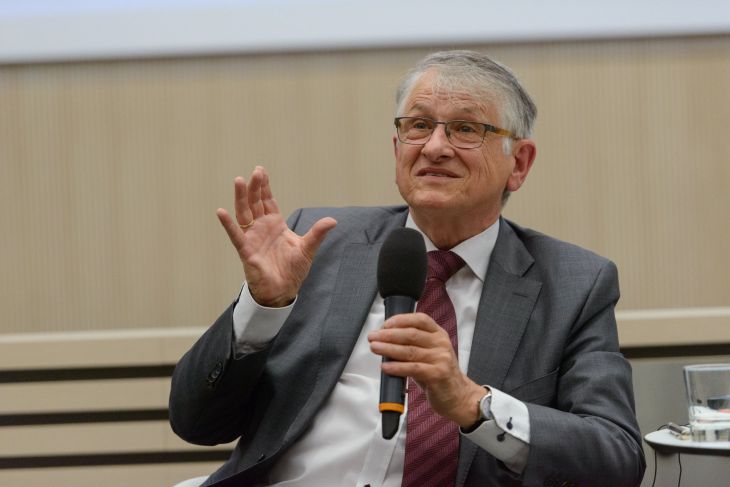 Nositeľ Nobelovej ceny prof. Klaus von Klitzing na STU v Bratislave