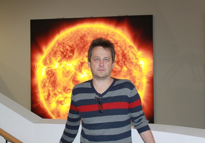 RNDr. Radoslav Bučík, PhD, autor štúdie  o novom objave, Inštitút Maxa Plancka pre výskum slnečnej sústavy a Univerzita Georga Augusta, Göttingen, Nemecko  