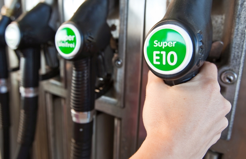 Palivo E10 je už niekoľko rokov skúšobným palivom na testovanie všetkých nových benzínových áut. 