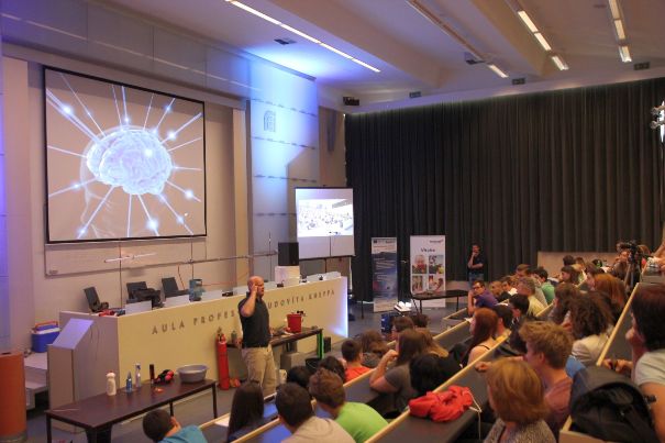 Podujatie sa koná v rámci propagácie festivalu vedy na Slovensku – Európska Noc výskumníkov 2016
